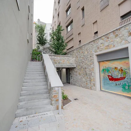 Castle&river Luxe-vydrica Апартаменты *