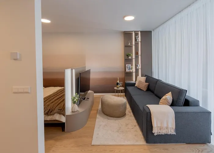 Castle&river Luxe-vydrica * Bratislava